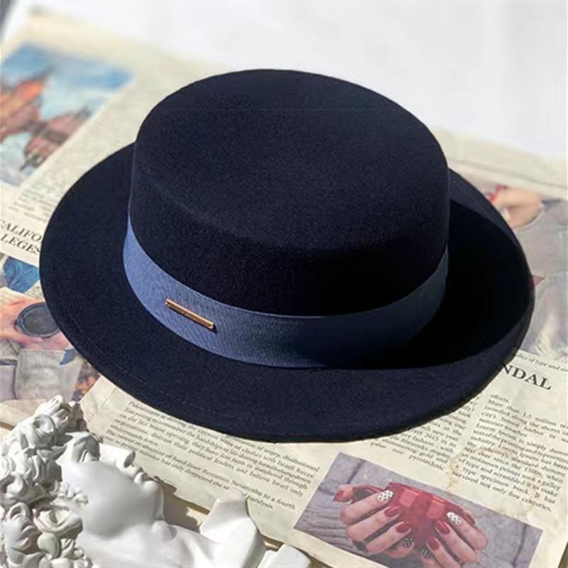 Hat Women's Autumn and Winter Flat Top Hat Wool Felt Hat British Retro French Elegant Fashion Versatile Warm Hat