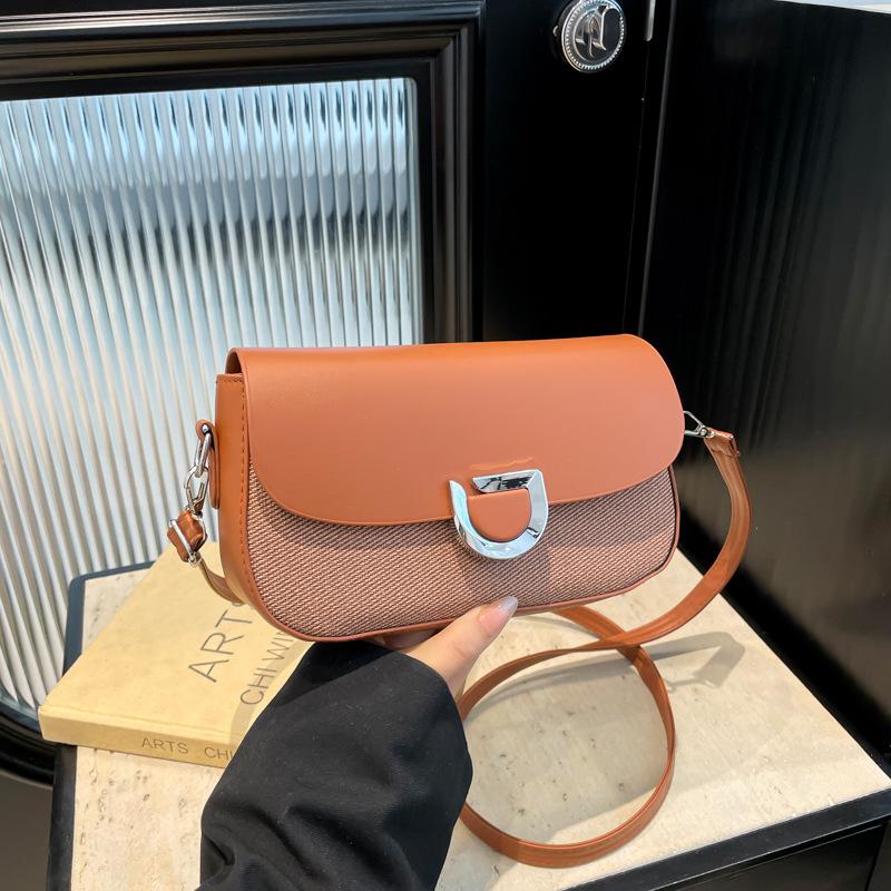 Simple 2025 new spring fashion this year popular flip casual messenger handbag bag women