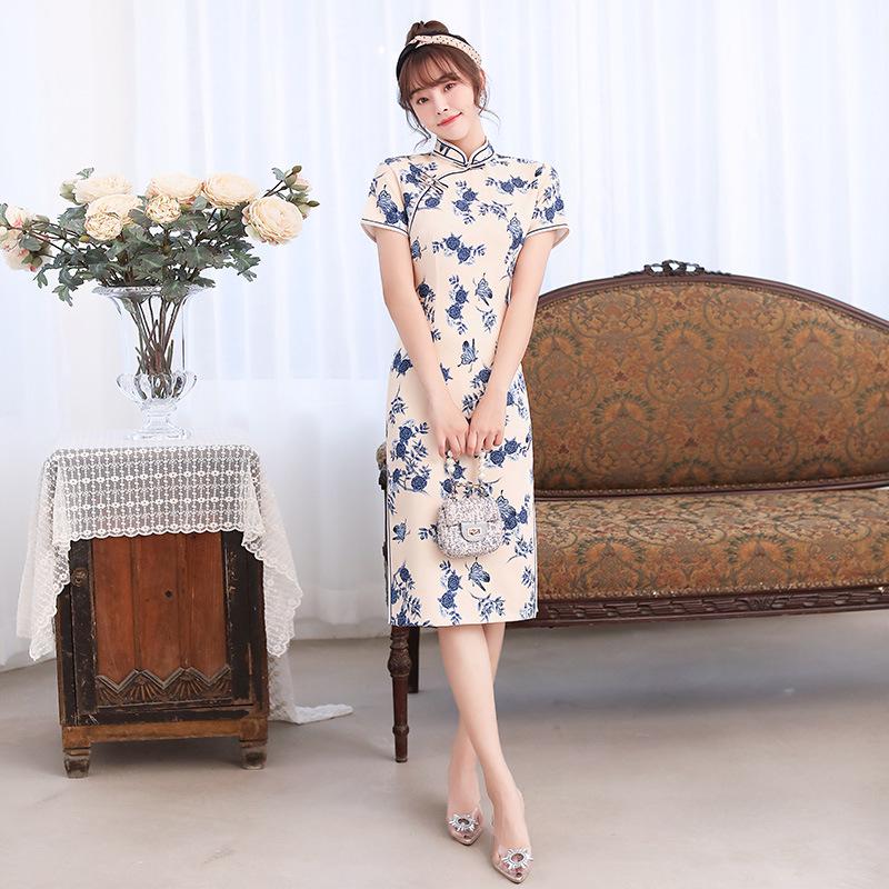 Robe Cheongsam Rétro Stretch Quadridirectionnel Moyen Simple Couche 2025