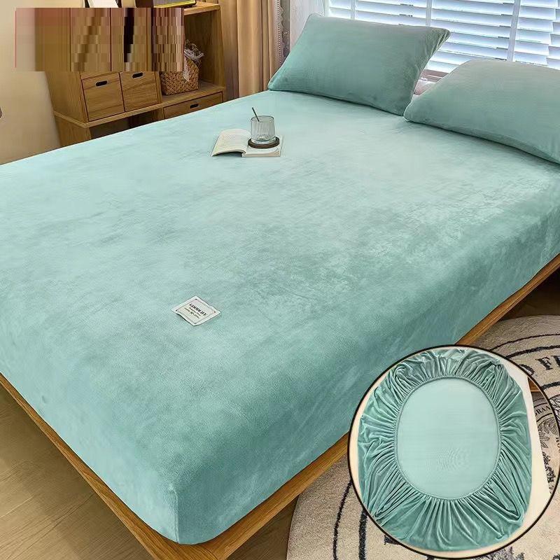 Solid Color Milk Velvet Fitted Sheet Soft Comfortable Bedding Mattress Protector Autumn Winter Warm Mattress Cover for Bedroom