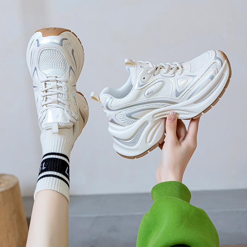 Thick-soled Internet Celebrities with the Same Silver Dad Shoes Women's New Spring and Autumn Versatile Korean Version of Casual Sports Shoes