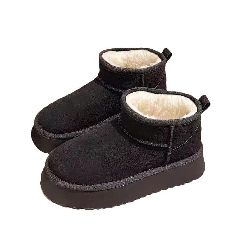 Thick Soled Short Sleeved Snow Boots for Women In Winter Versatile with Thick Fleece and Anti Slip Warm Cotton Shoes