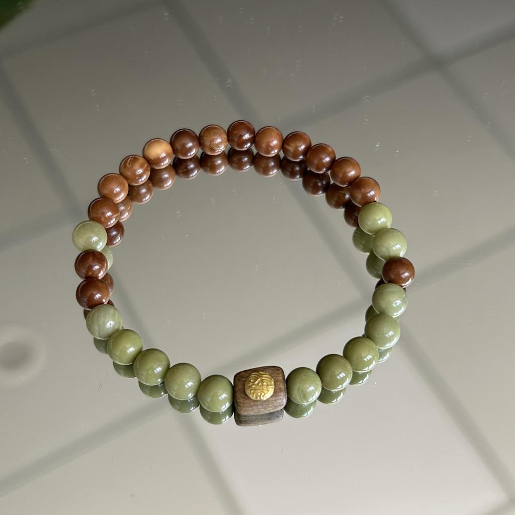 Natural Matcha Agate and Sandalwood Single-Loop Beaded Bracelet - Unique and Versatile Design