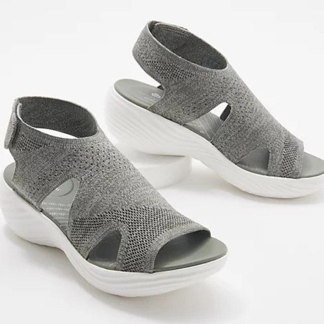 Sommer Nye Flyvevev Åpen Tå Sko Kvinner Utendørs Flate Platform Sandaler Kvinner Pluss Størrelse Fritidssandaler Sandalias De Mujer