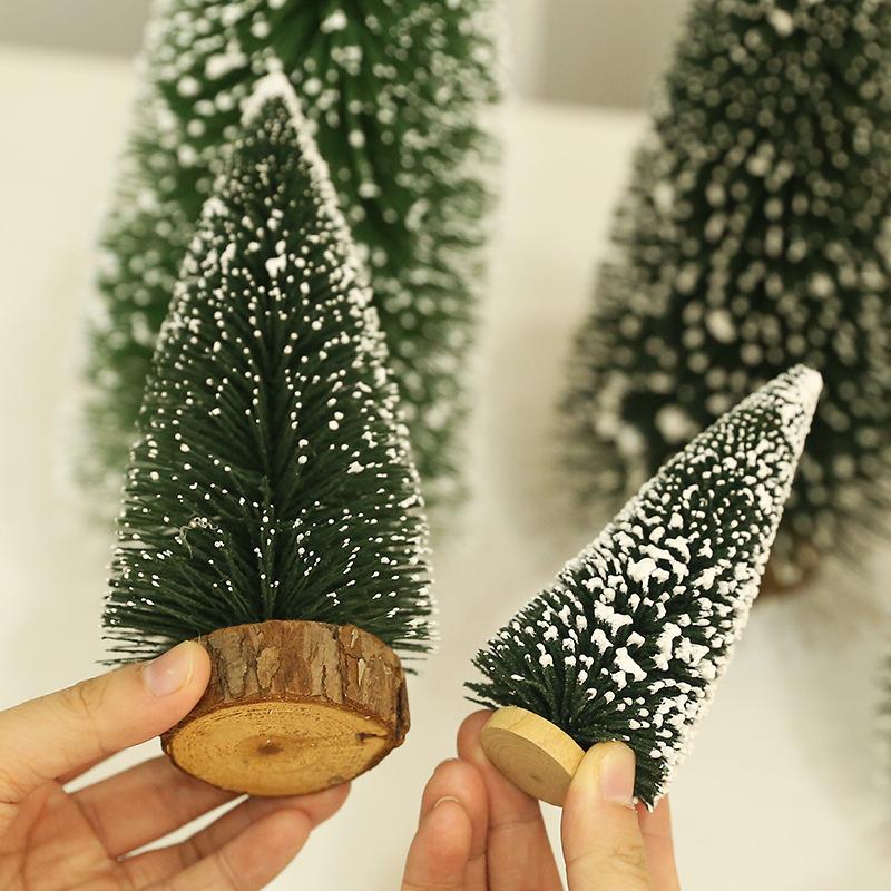5 Pcs Different Size Pine Needles Tree with Snow, Mini Table Christmas Tree, Christmas Tree Gift for Kids and Friends, New Year's Tree Decoration