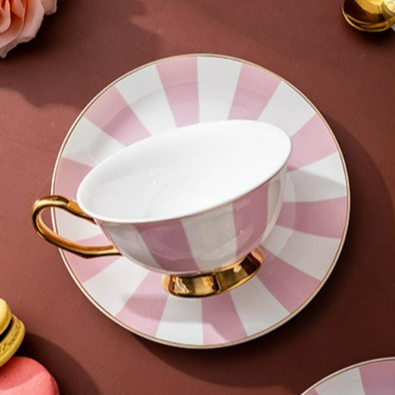 Ceramic Pink Coffee Mugs with Dish Teacup Office Drinking Mug Exquisite Afternoon Tea Cups Set Kitchen Home Drinkware Water Cups