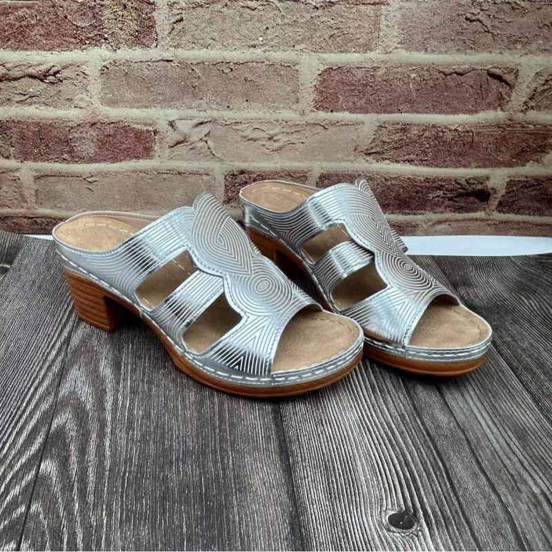 Fashion 2025 Summer New Plus Size Women’s Slippers Round Toe Sewing Chunky Heels Slippers for Outdoor Comfortable Daily & Casual Sandal