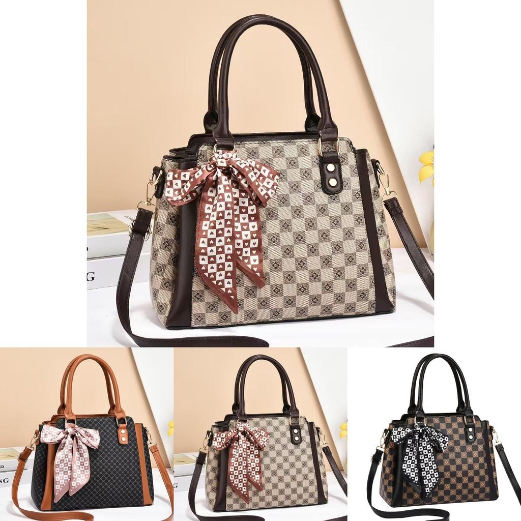 Fashionable Pu Tote Bag For Women With Stylish Plaid Design And Soft Structure