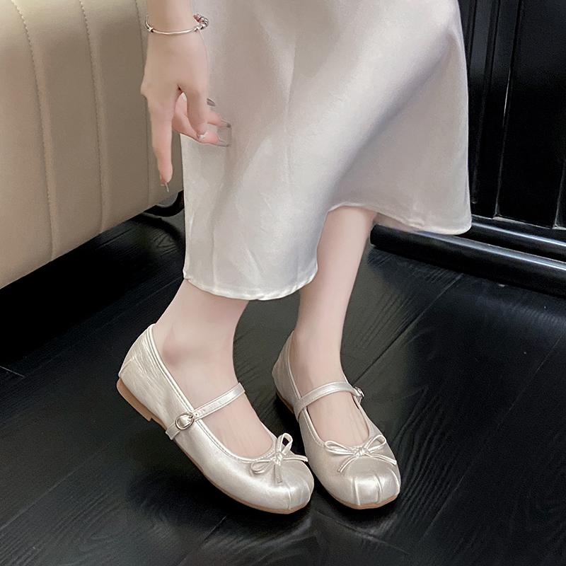 

Модные женские балетки Новые сандалии Женские Лолита Повседневные Уличные Осенние Модные Шлепанцы Обувь Мэри Джейн с бантом-бабочкой 35