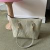 The Tote Bag Is A Large-capacity, Versatile Single-shoulder Bag for College Students To Attend Classes and Commute
