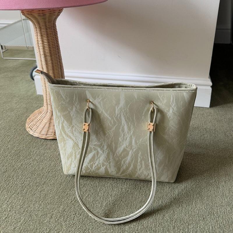 The Tote Bag Is A Large-capacity, Versatile Single-shoulder Bag for College Students To Attend Classes and Commute