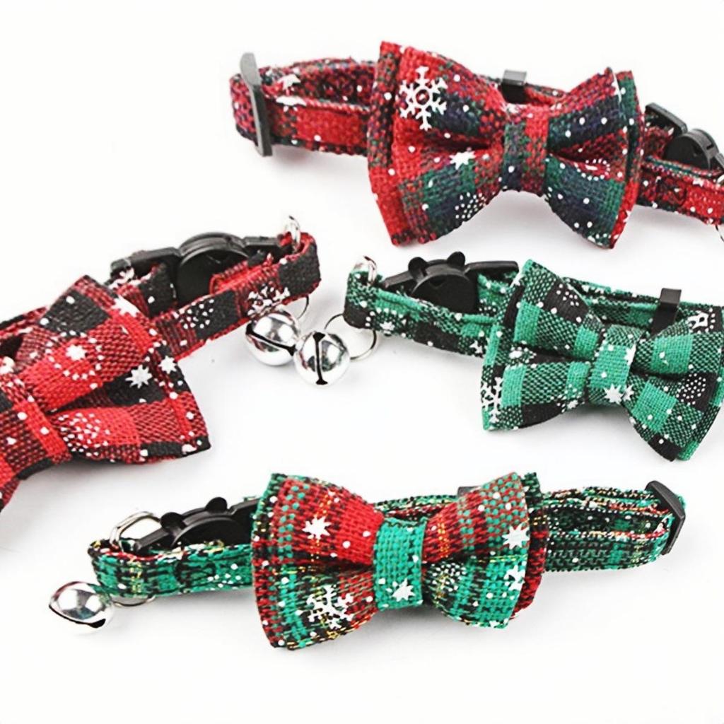 Christmas Bow Tie Collar for Cats and Dogs - Festive Holiday Pet Collar