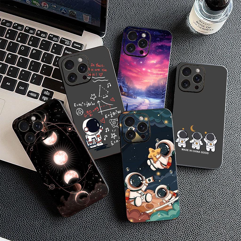 Universe Galaxy Moon Astronaut Stars Casing Phone Cover for Apple iPhone 16 15 14 11 Pro Max 7 8 Plus SE2 SE3 SE 2022 2020 Case