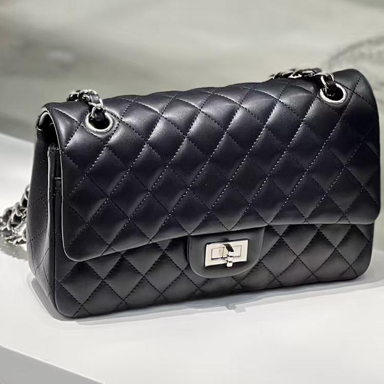 High-Quality Cowhide/Sheepskin Medium Size Cf25 Leather Chain Flap Single Compartment Bag Women's Bag Unmarked