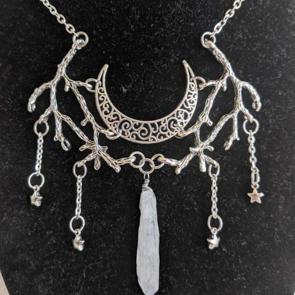 Bohemia Temperament Sliver Color Hollowed-out Moon Stars Tassel Irregular Crystal Pendant Necklace for Women Magic Witch Jewelry