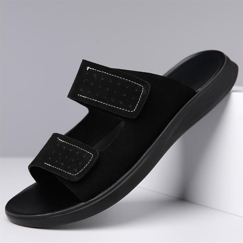 2025 Men's Large Size Fashion Slippers - Versatile Beach Sandals