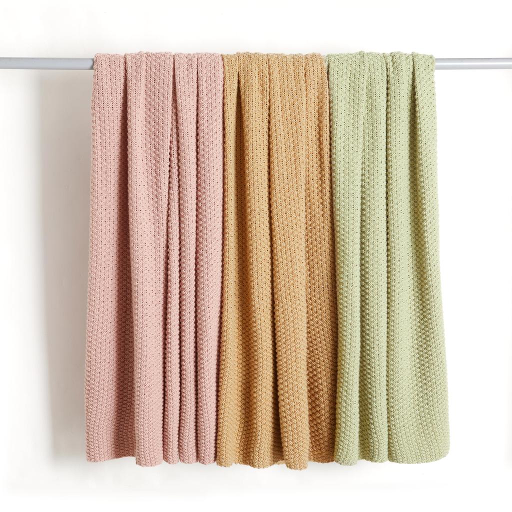 Amazon Basics Knitted Throw Blanket, All Seasons, Recycled Polyester, 127 X 152 Cm, Sand