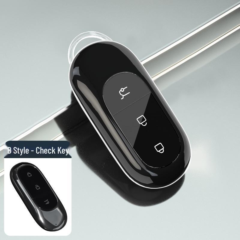 

2025 Leapmotor Key Case for 2021 T03, C11, S01: High-End Protective Shell & Chain for Men and Women