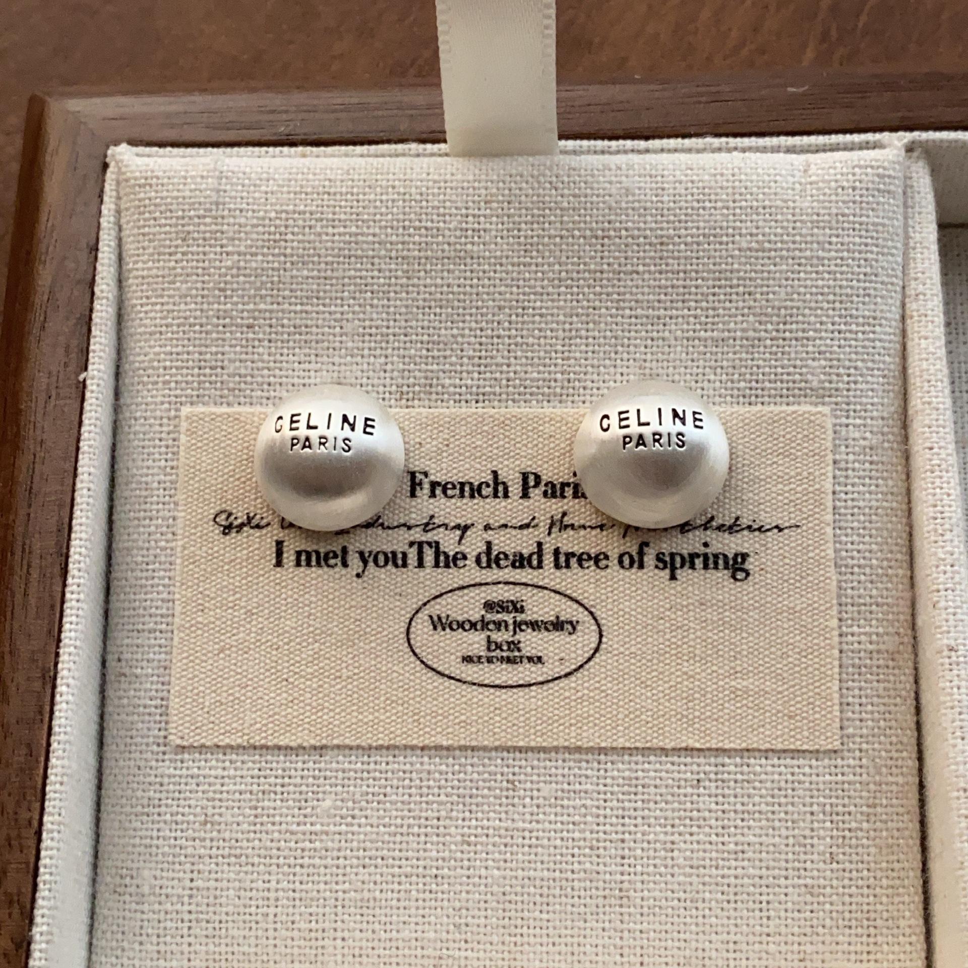 

Classic metal bean retro stud earrings artistic breath earrings personalized earrings