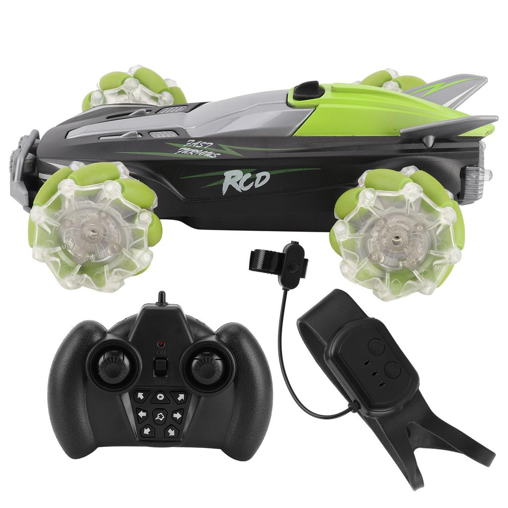 360 Degrees  Rotation Rechargeable RC Car 2.4G Electric Spray Drift Car with Dual Remote Control
