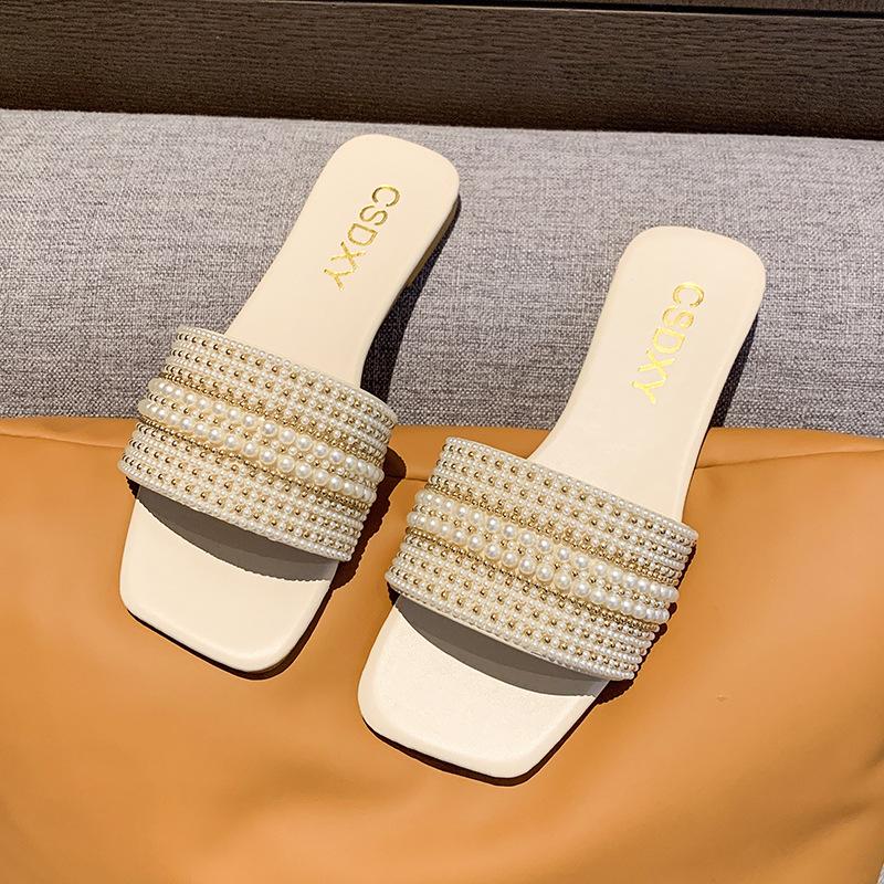 

Foreign trade large size open-toed pearl rhinestone slippers autumn 2025 new flat-bottomed outer wear Korean version cool slippers 35 белый