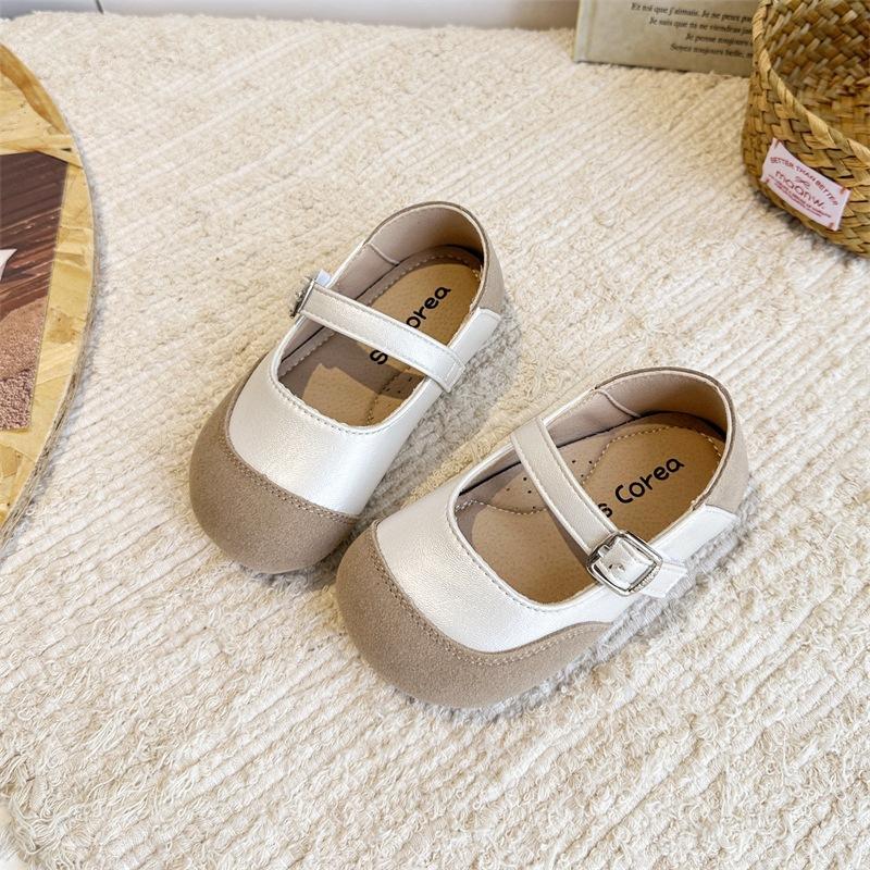 Girls shoes 2025 spring and autumn new shallow mouth round head shoes fashionable flat princess small leather shoes grandma shoes versatile