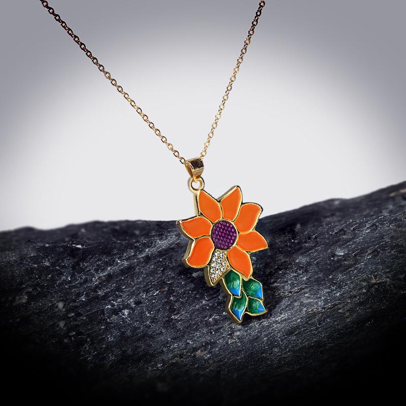 Hyuna Wind Rainbow Necklace Cloud European and N Titanium Steel Sunflower Smiley Face Sunflower Necklace