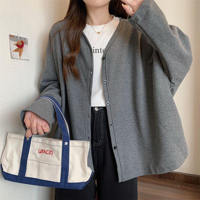 Gray Slimming Thin Cardigan Jacket - Loose, Versatile, Long-Sleeve Outerwear for Petite Women, Ideal for Early Autumn.