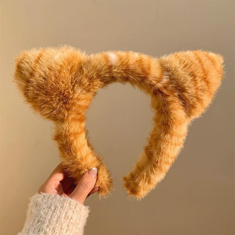 

Cute Brown Cat Ear Plush Headband for Women: Face Washing, Makeup, Photo Props, and Hair Accessories