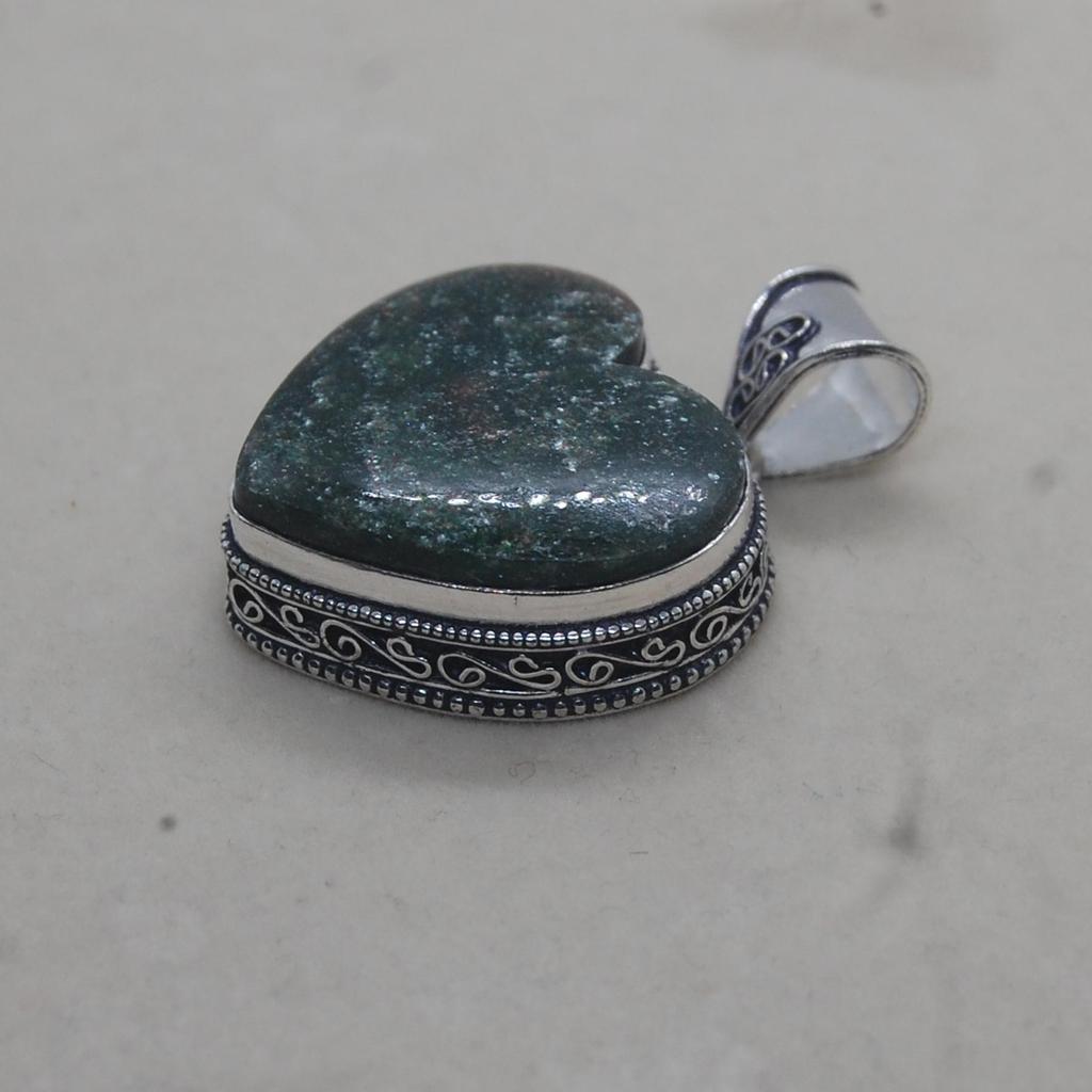 Heart Shape Green Seraphinite 925 Sterling Silver Pendant Jewelry, Artisan Boho Style Seraphinite Pendant