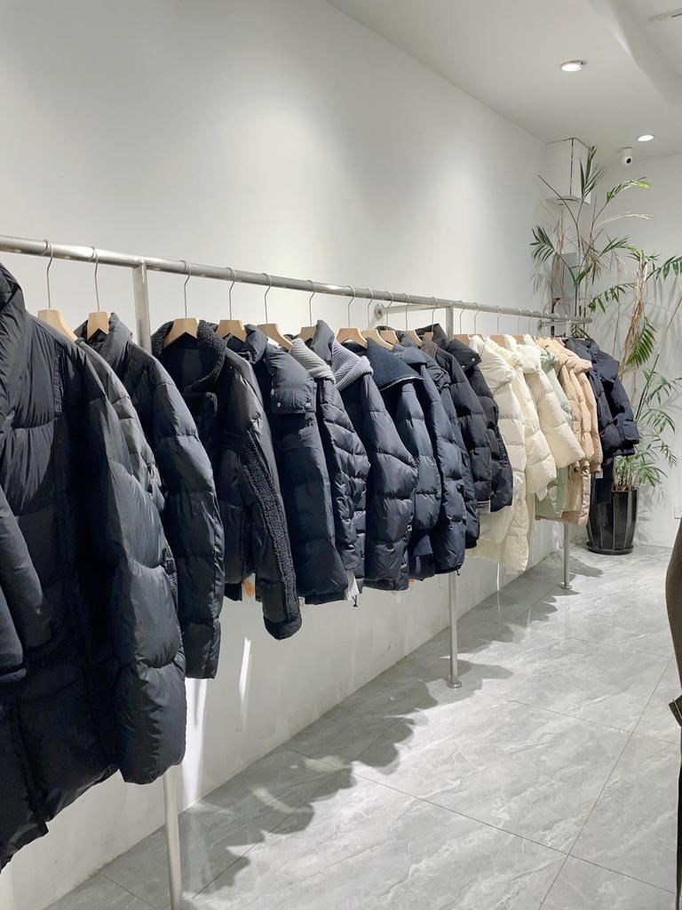 Women's Elegant Off-Shoulder Puff Sleeve Summer Blouse