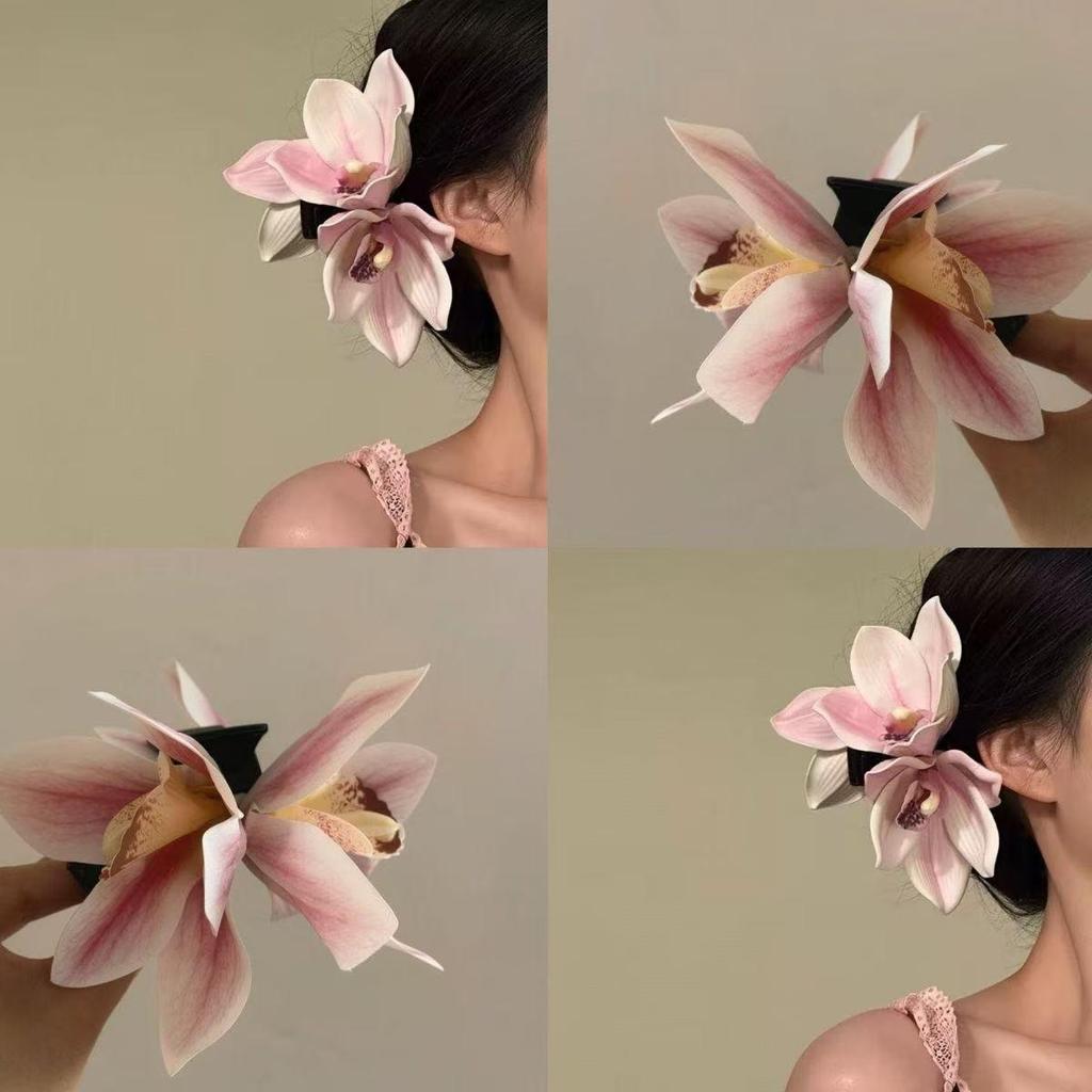 Seaside Atmosphere Lily Flower Hair Clip for Women - Vacation Style Accessory