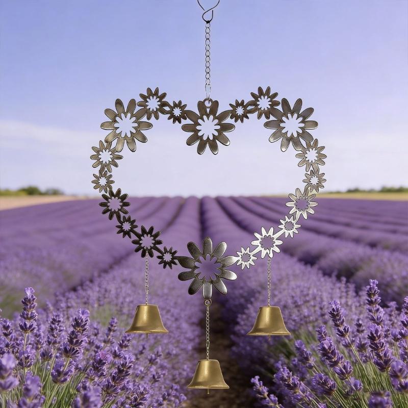 Elegant Love Wind Chimes For Exterior Decoration Displaying Iron Floral Heart Shape Wind bells Valentines Day Gift