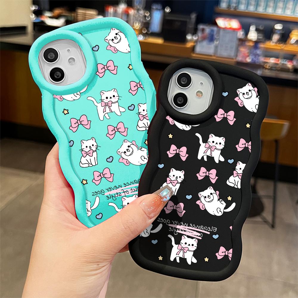 For iPhone Redmi 13 13C 14C Note 13 12 Pro Samsung A05 A06 A13 A14 A15 A16 Honor X6 X6a X8 X8a Soft Wave Edge Bowknot Kitty Pattern Phone Case