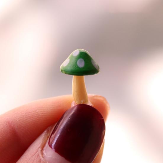 Lot de 2 figurines miniatures de champignons, adorables décorations pour jardin féérique, bonsaï, terrarium, maison de poupée, micro-paysage