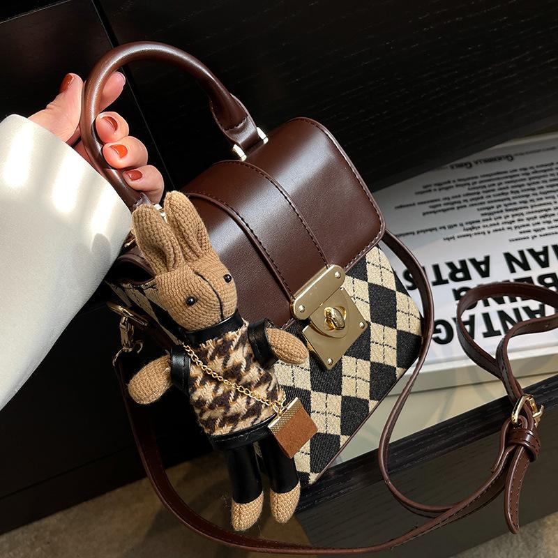 This Year's Popular Bags Women's Summer 2025 New Trendy Fashion Versatile Niche High-end Single Shoulder Messenger Bag Handbag