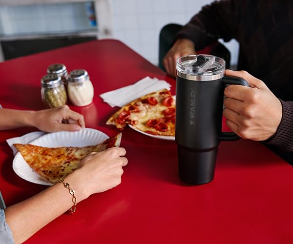 STANLEY Quencher Pro Tour Flip Straw Stainless Outdoor Water Black Tumbler, 0.88L, Steel, Insulated, 880ml, Bottle, 2.0, 10-12485