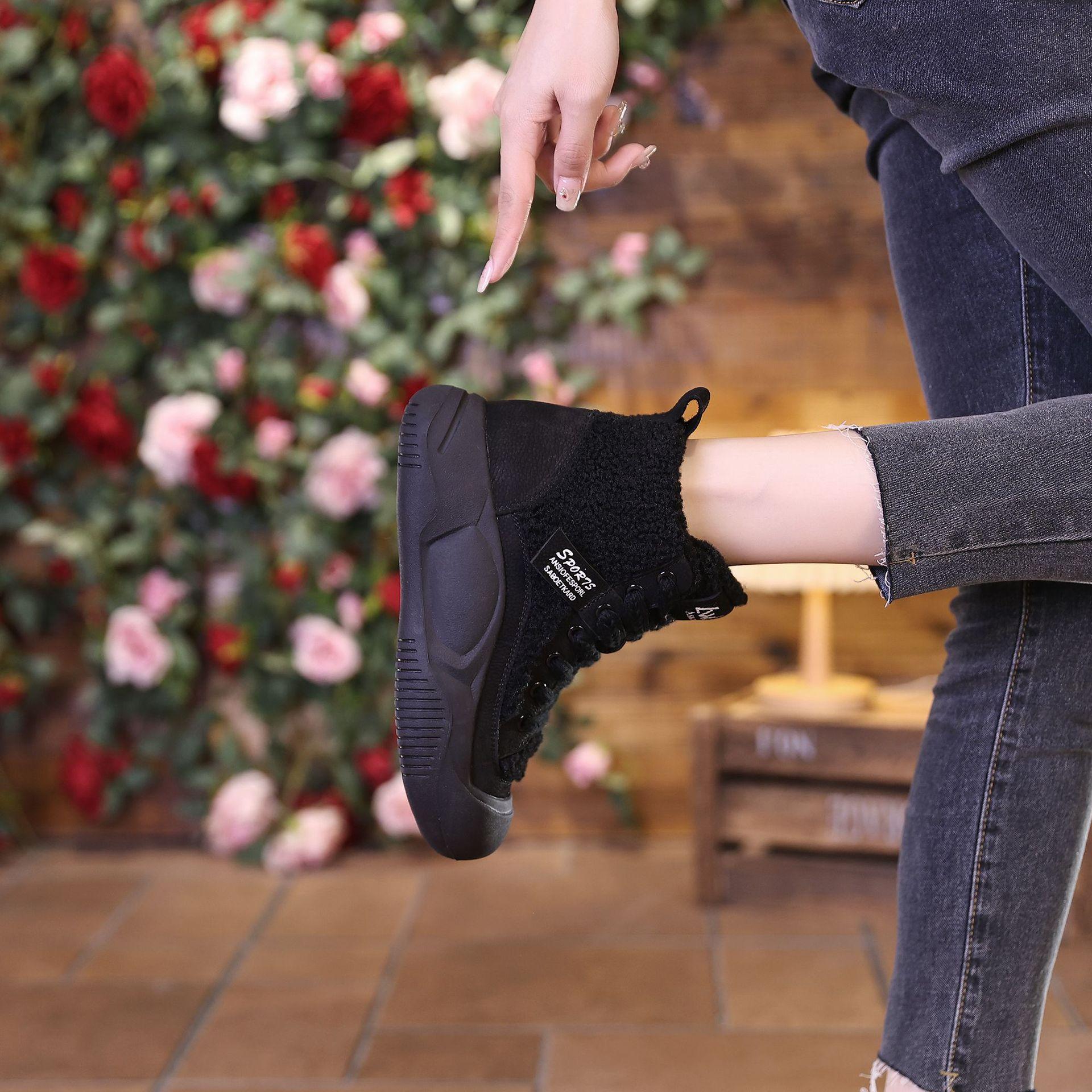 

2025 новые осенне-зимние новые пушистые туфли на высокой подошве с флисовой подкладкой, мягкой подошвой, повседневные спортивные женские хлопковые туфли 40 чёрный