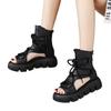 2026 Neue Sommer Schwarze Damen Pu Leder Sandalen Coole Knöchelstiefel Plateau Schuhe Keile Damen Sandalen Mode Outdoor Sandalias