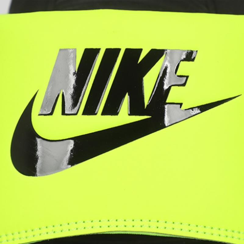 Nike Victory One Slide