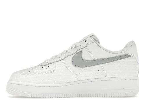

Nike Air Force 1 Low З 1982 року - FJ4823-100 EU 35.5 білий
