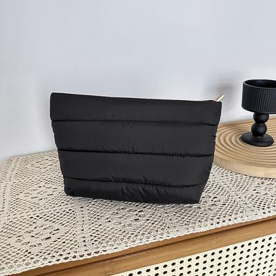 Fashion Quilted Makeup Bag Puffy Padded Large Capacity Travel Toiletry Bag Zipper Solid Color Women Cosmetic Organizer Bag