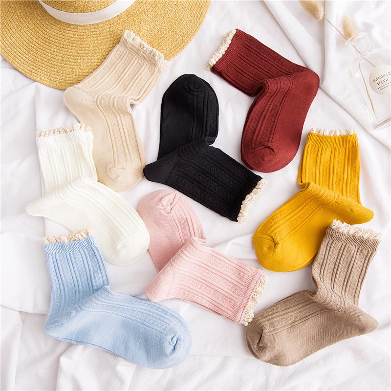 

eTya Women Socks Cotton Autumn Winter Warm Lace Socks Cute Gift For Girls Retro Sox Breathable Sweat-absorbent christmas socks One Size