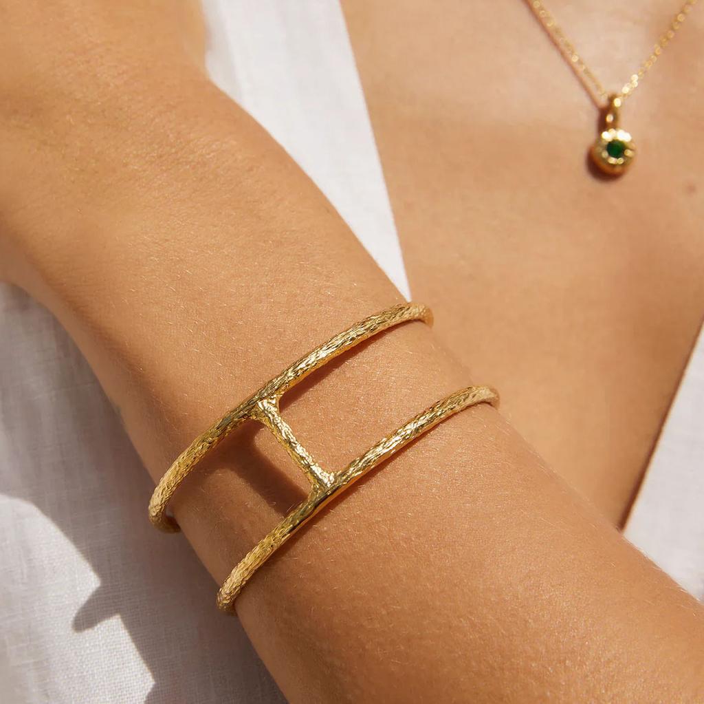 Design sense Classic style 18K gold, hammer pattern double-layer opening versatile bracelet jewelry