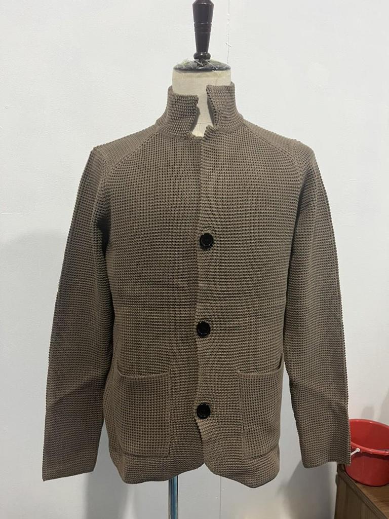 Men's Slim Fit Knitted Sweater - Solid Color, Turn-Down Collar, Long Sleeve, Trendy Brand for Fall/Winter