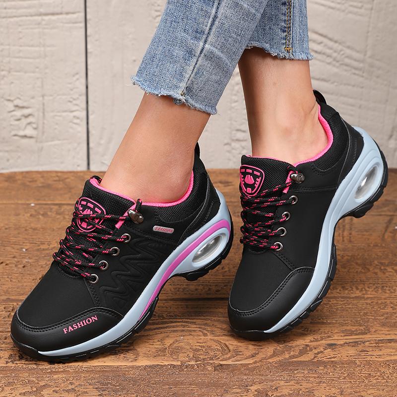 Women's Black Shoes with Soft Soles Comfortable Steep Steps Comfortable Thick Soles Sports Shoes That Can Be Worn All Year Round