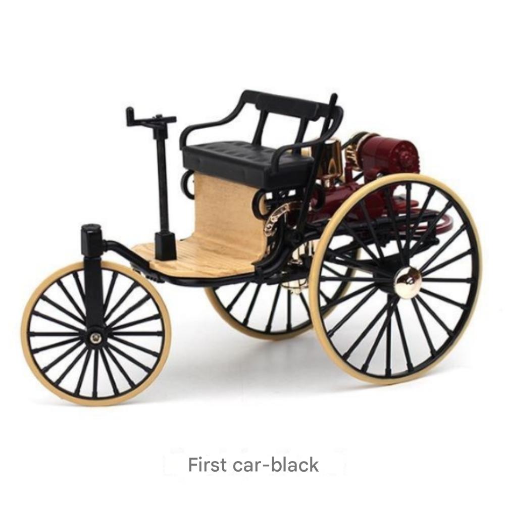 

Classic Car Karl Benz Patent-Motorwagen1886/1893 Model 1:12 Die-cast (Option 2)