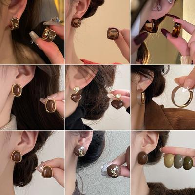 Coffee Square Geometric Earrings Women's Niche Unique High-end Stud Earrings Temperament Coffee Earrings