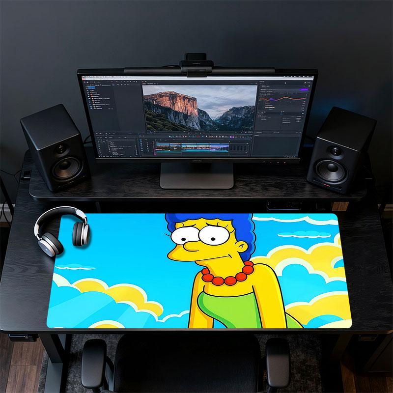 Marge Simpson Mouse Pad, Large Gaming Desk Mat, Non-slip XXL Mousepad for Laptop & Tablet, Mini PC Playmat with Stitched Edges