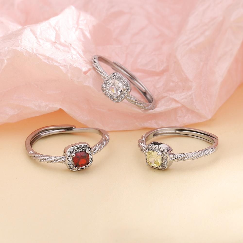Artselect Ring Twist With Red Square Candy Stone White Plated Gold